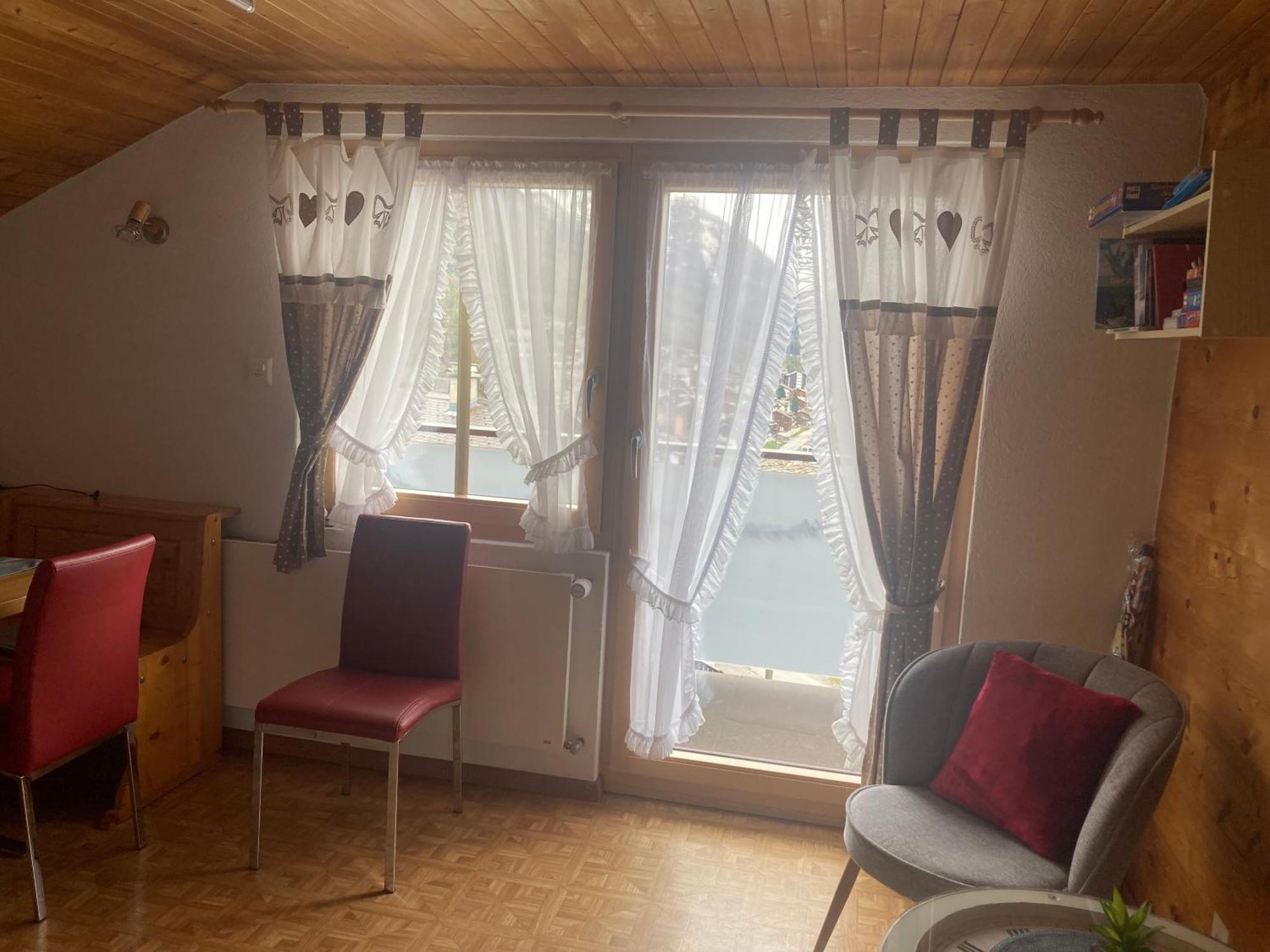 Apartamento Haus Dorfblick Grächen Exterior foto